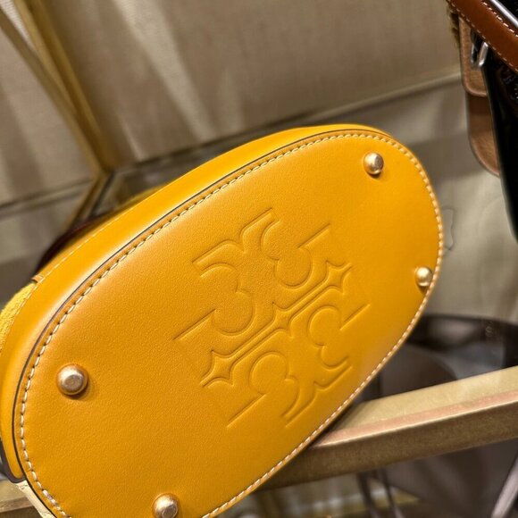 NEW! Tory Burch T-Monogram SUEDE EMBOSSED Bucket -large Claret (Deep Sunflower) - Picture 6 of 15